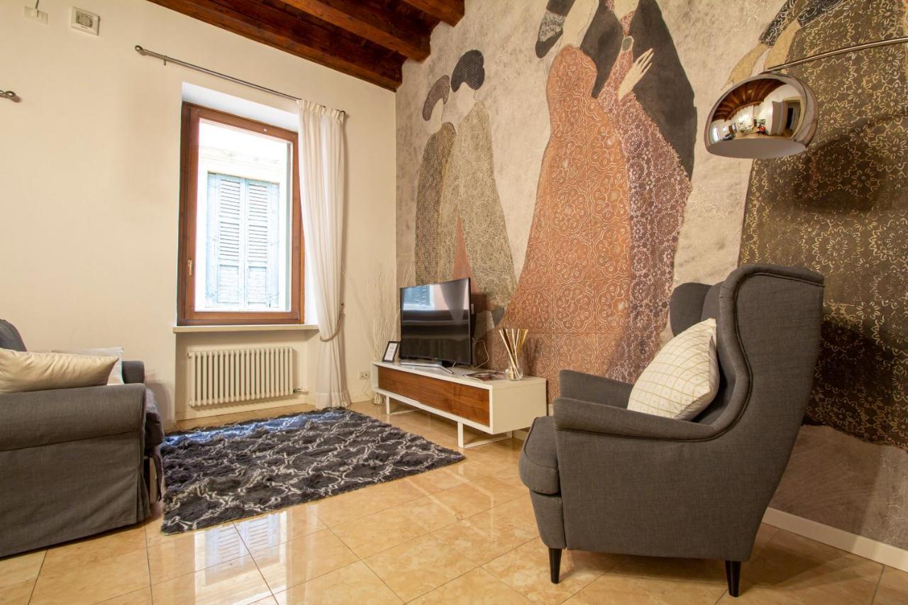 Le Damigelle Lägenhet Verona Exteriör bild